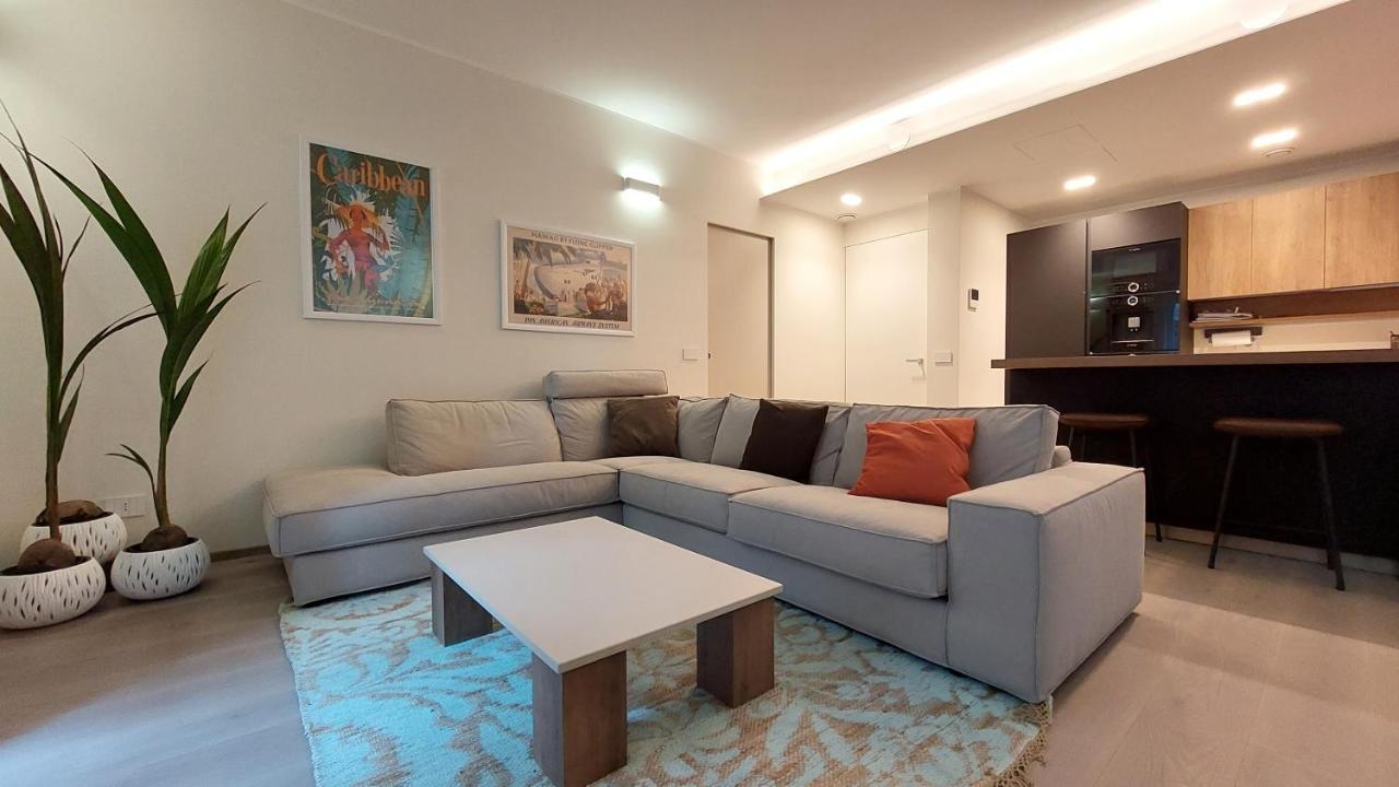 Cressoni Apartment โกโม ภายนอก รูปภาพ